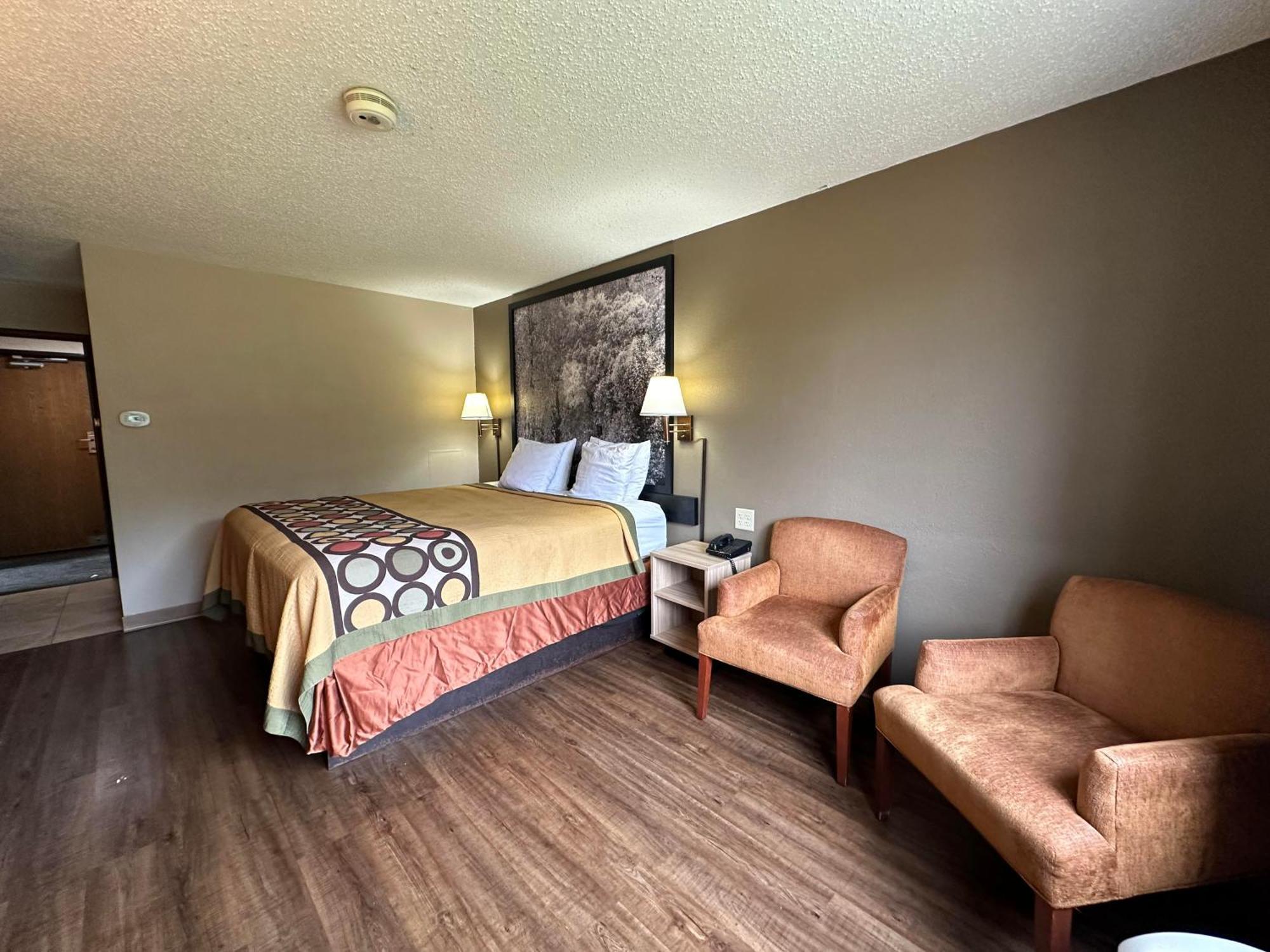 Super 8 By Wyndham Kutztown/Allentown Area Exterior photo